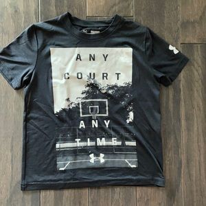 Under Armour heat gear shirt sleeve tee